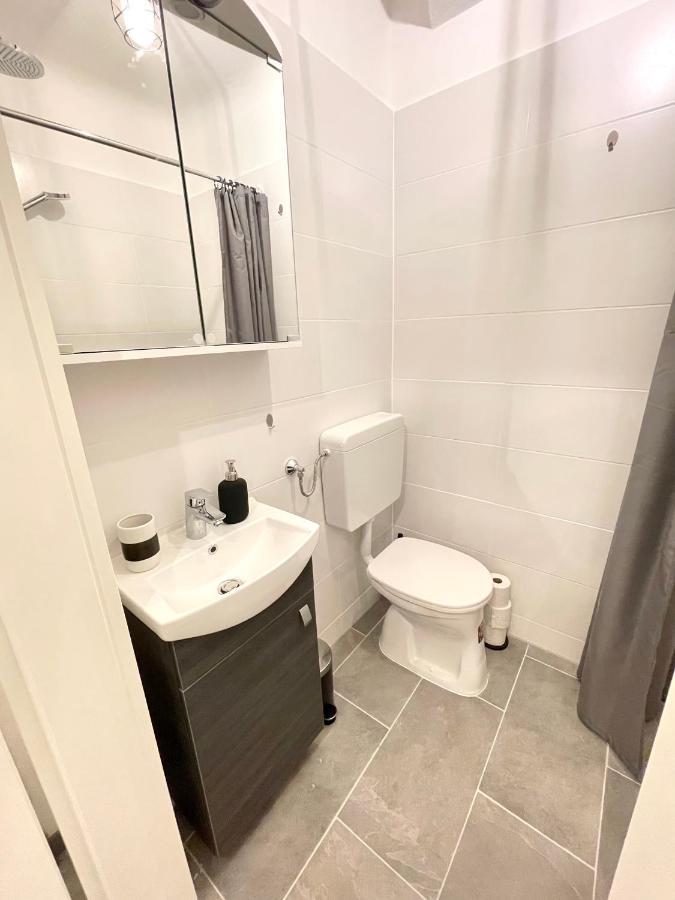Ein Traum Im Leechwald Naehe Lkh Appartement Graz Buitenkant foto